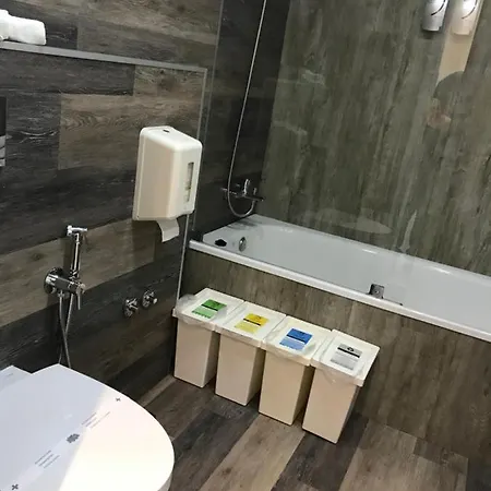 Hotel Promar - Eco & Maceira (Lisbon)